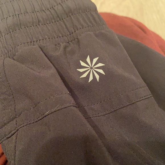 Athleta Black Cropped Ruched Pants - Picture 5 of 5